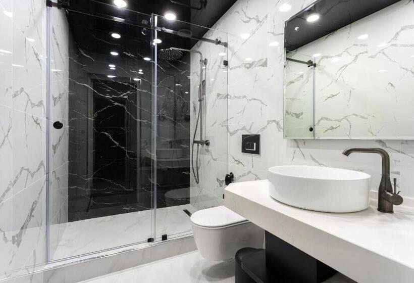 Suite amb Hidromassatge, Oscar Boutique