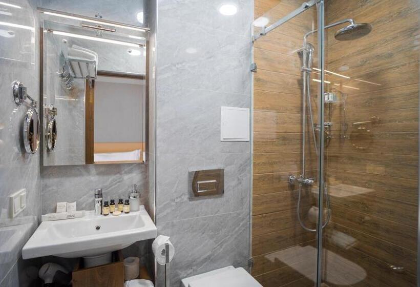 Habitación Estàndard Individual, Oscar Boutique