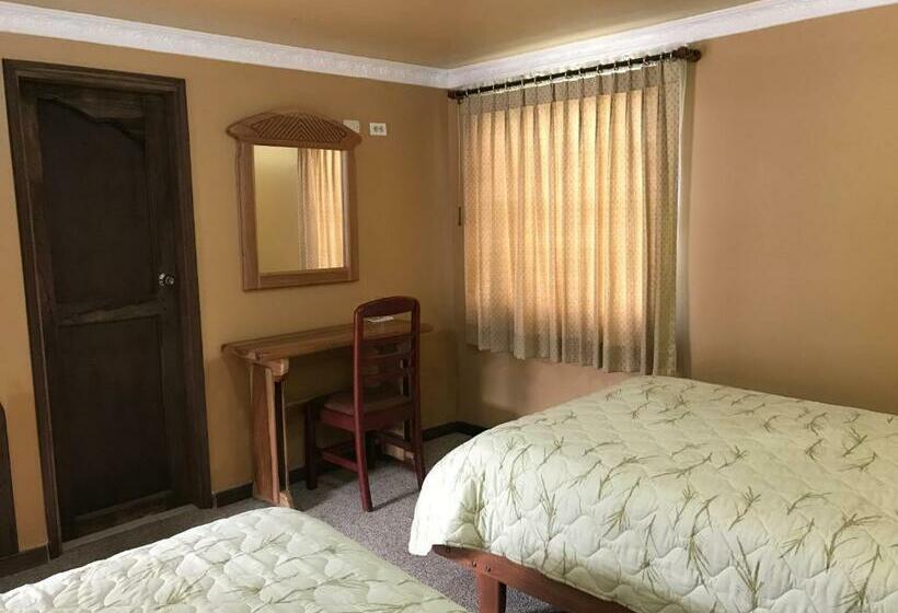 Номер Стандарт, Y Hosteria Natabuela