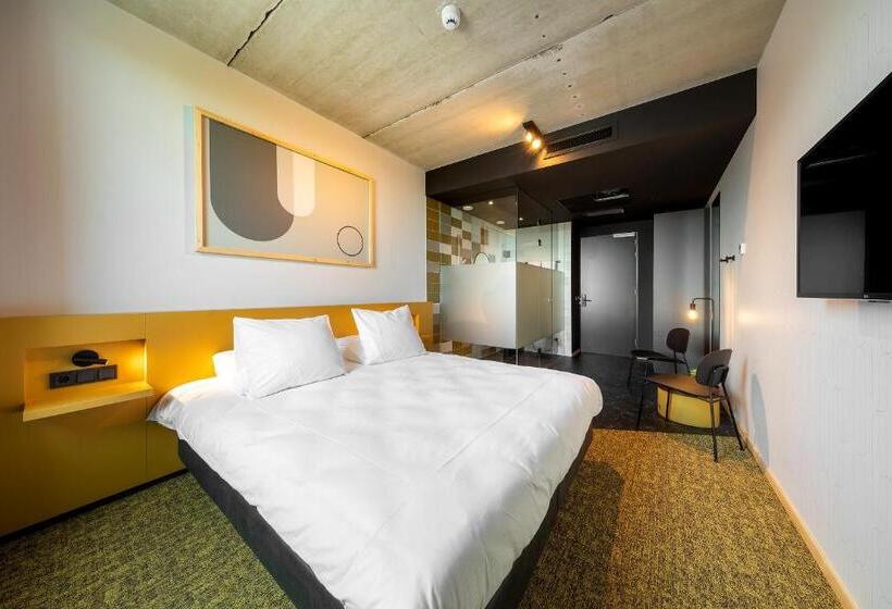 اتاق لوکس, Mr Jigs