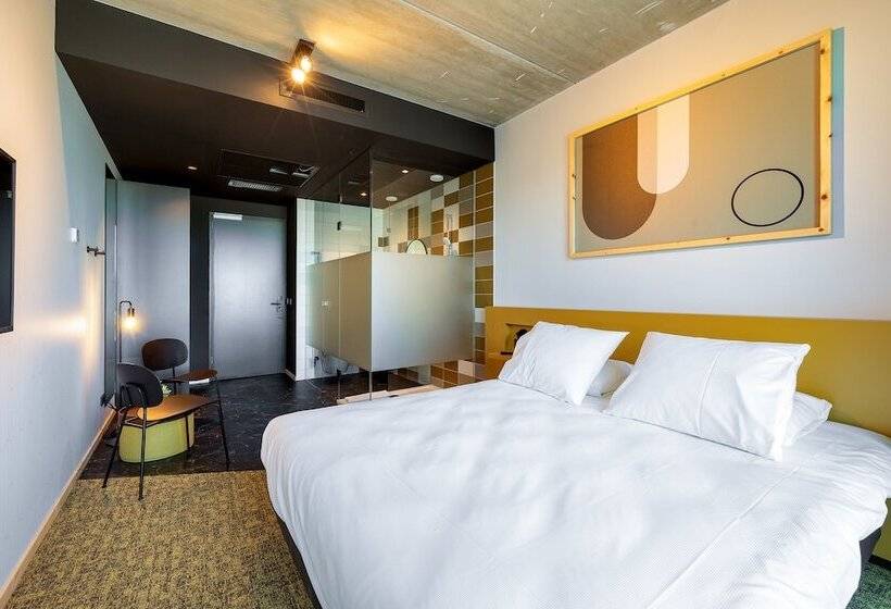 اتاق لوکس, Mr Jigs