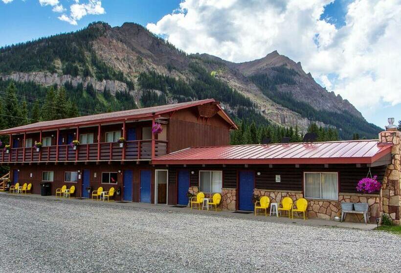 غرفة ديلوكس, High Country Motel And Cabins