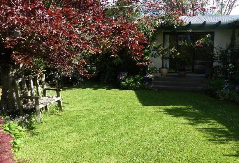 패밀리 룸 가든 전망, Ashcroft Gardens Bed & Breakfast