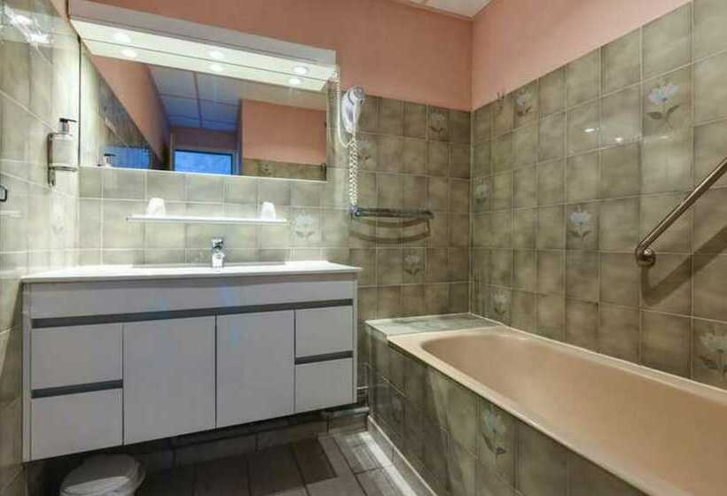 חדר סטנדרט, Des Pyrénées