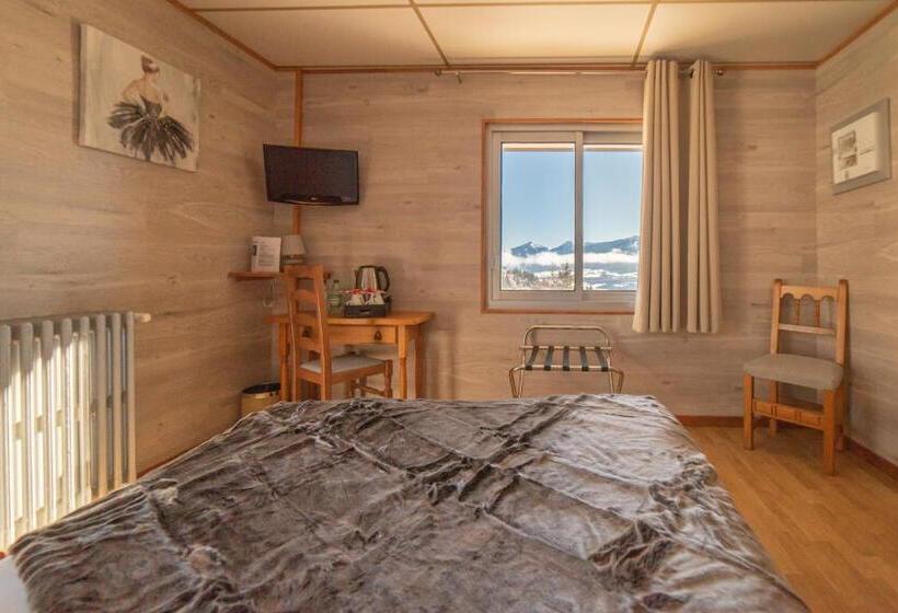 스탠다드 룸 산 전망, Des Pyrénées