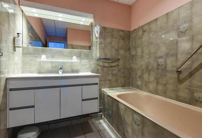 패밀리 룸 산 전망, Des Pyrénées