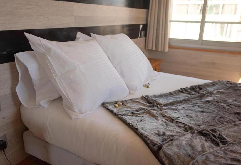 스탠다드 트리플 룸, Des Pyrénées