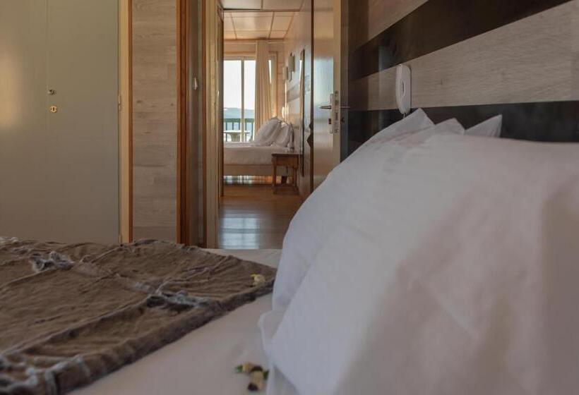 패밀리 룸 산 전망, Des Pyrénées