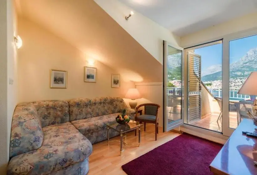 Tengerre Néző 1 Szobás Apartman Erkéllyel, Apartel Park Osejava