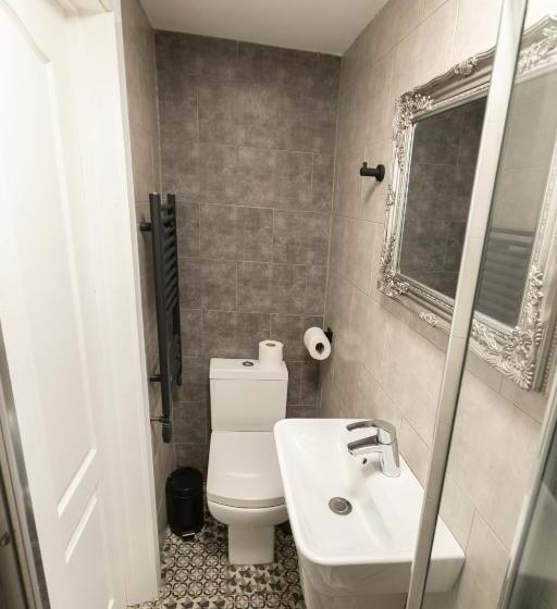 スタンダードシングルルーム, Comfotel Grn