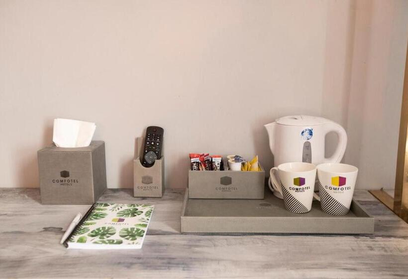 スタンダード４人部屋, Comfotel Grn