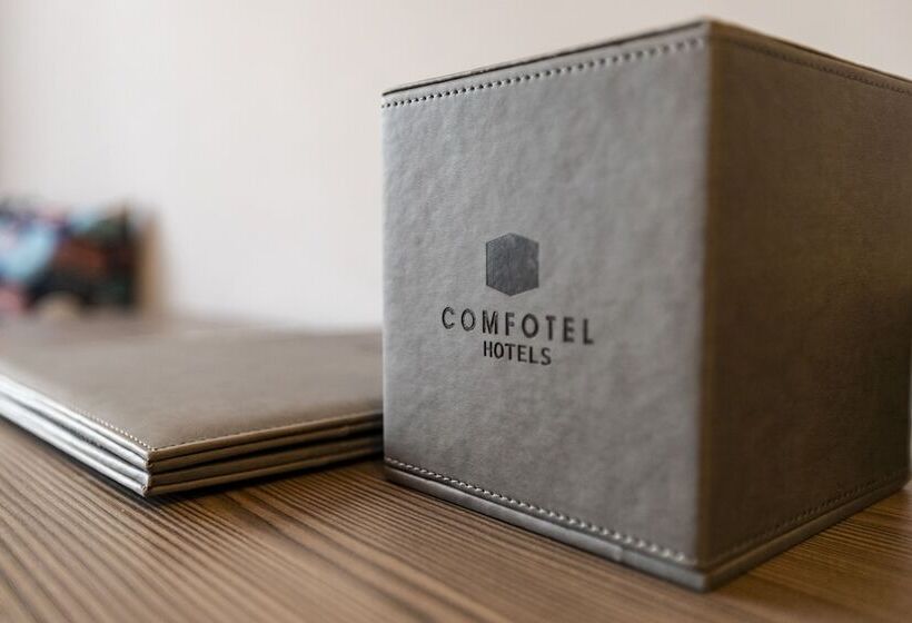 Четырехместный Номер Стандарт, Comfotel Grn
