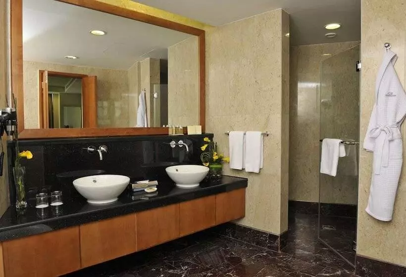 1 Bedroom Penthouse Apartment, Fraser Suites Seef Bahrain