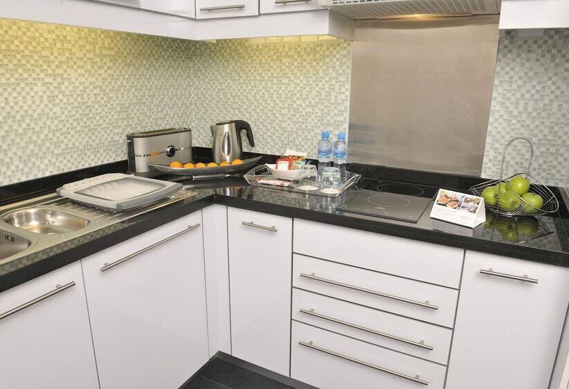 استودیوی لوکس, Fraser Suites Seef Bahrain