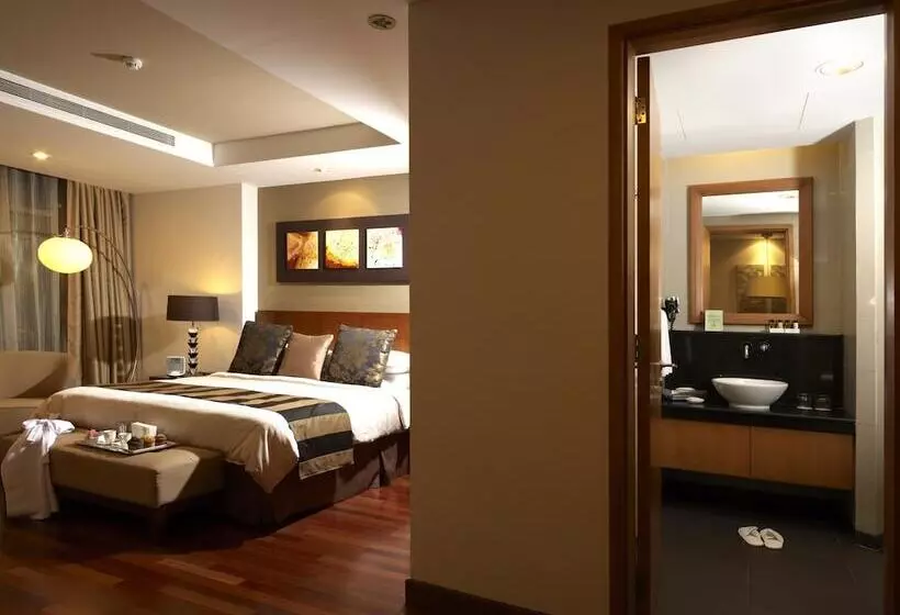 استودیوی لوکس, Fraser Suites Seef Bahrain