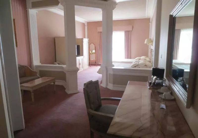 سوییت جونیور, Alameda Grand