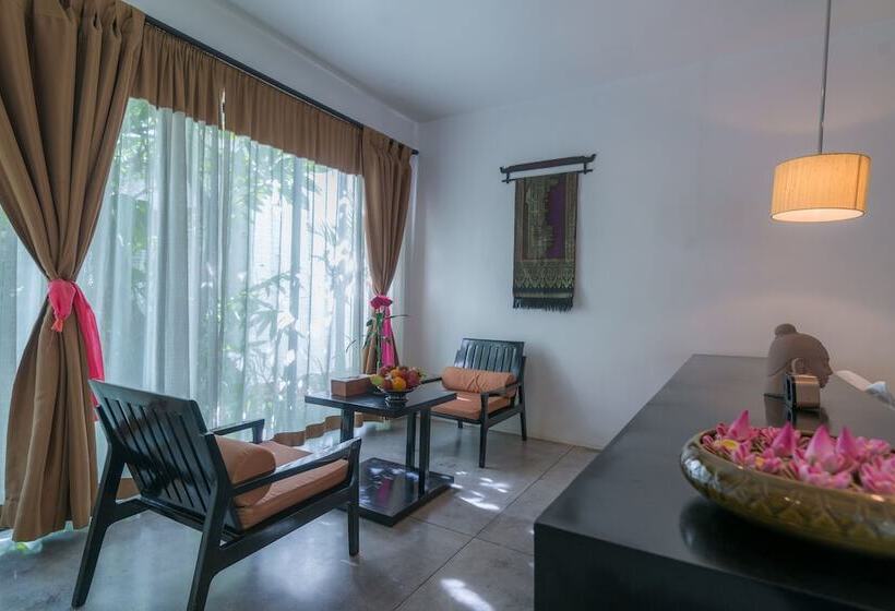 デラックストリプルルーム, Bunwin Siem Reap