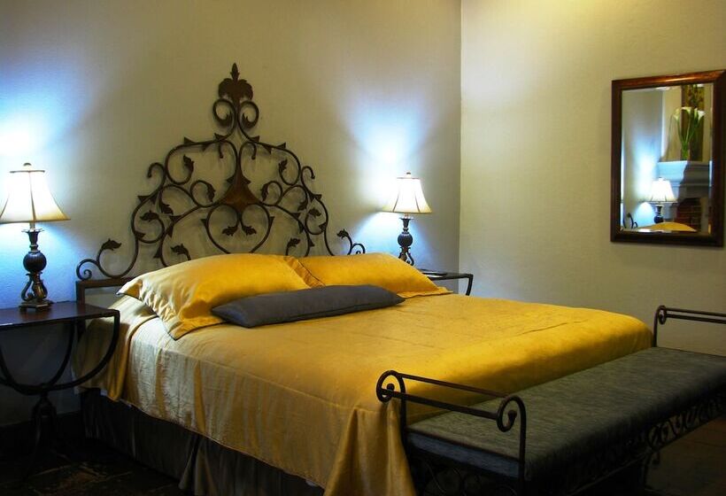 سوییت جونیور, Casa Santa Rosa Hotel Boutique