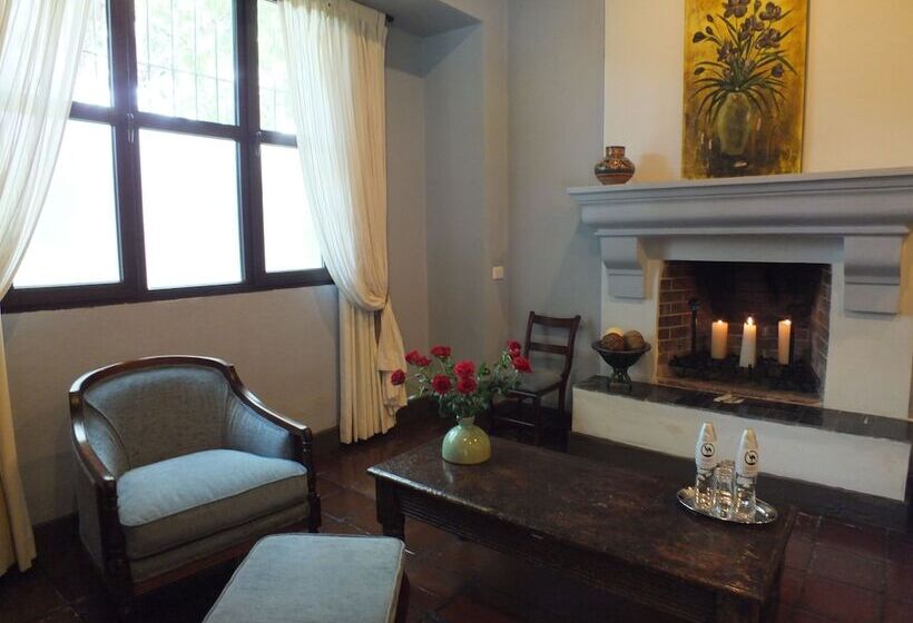 سوییت جونیور, Casa Santa Rosa Hotel Boutique