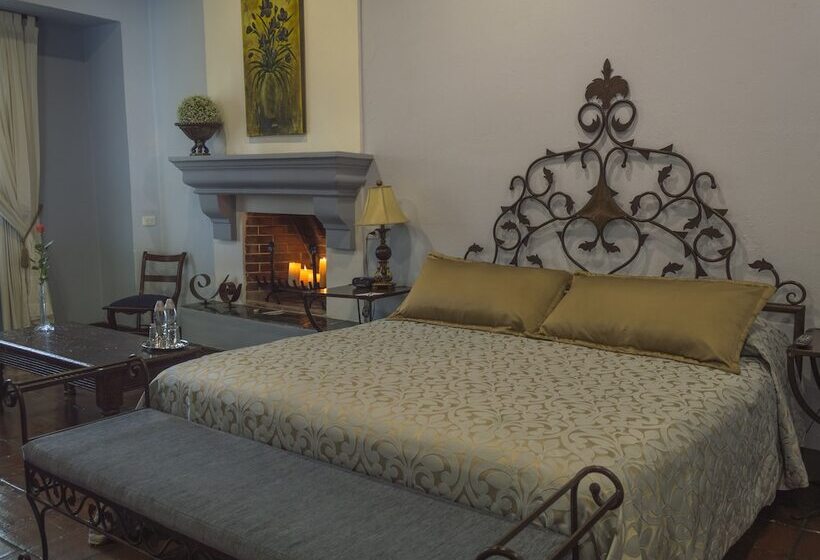 سوییت جونیور, Casa Santa Rosa Hotel Boutique