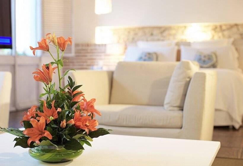 سوییت جونیور, Casablanca Belle & Boutique