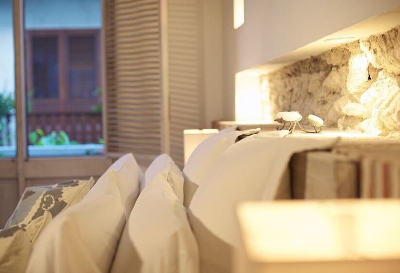 سوییت جونیور, Casablanca Belle & Boutique