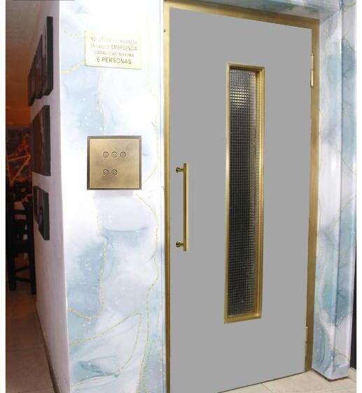 غرفة كلاسيكية ثلاثية, El Duque Internacional, Bogotá