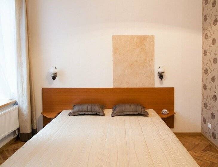 اتاق استاندارد یک نفره, Florens Boutique