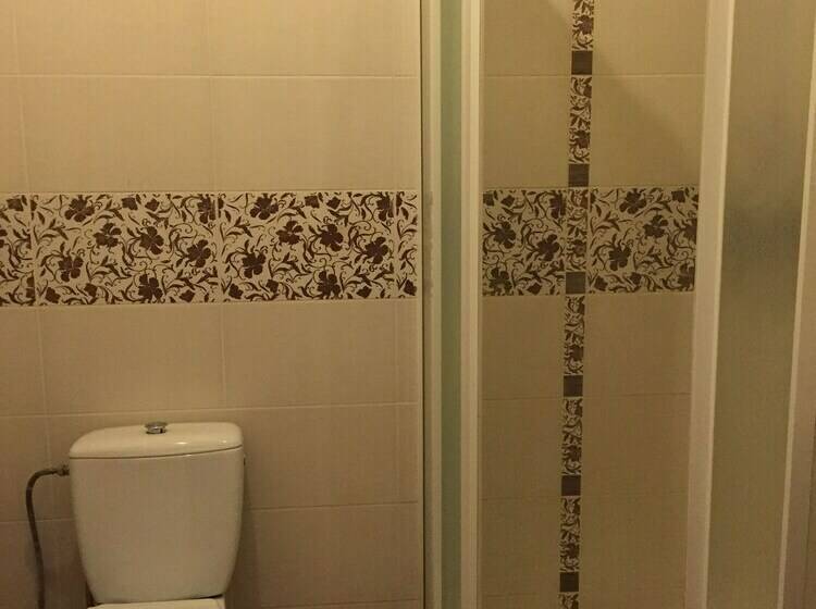 اتاق استاندارد یک نفره, Florens Boutique