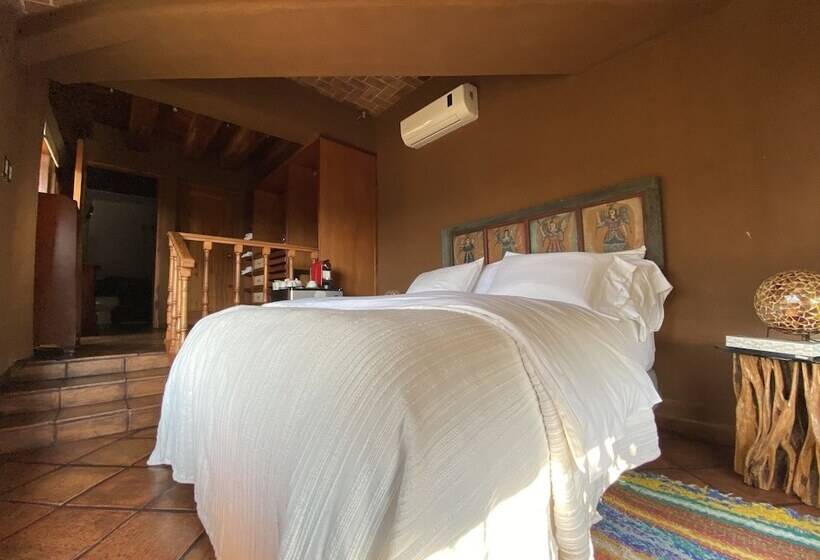 スイート, Hacienda Ucazanaztacua