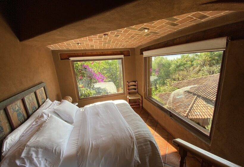 جناح, Hacienda Ucazanaztacua