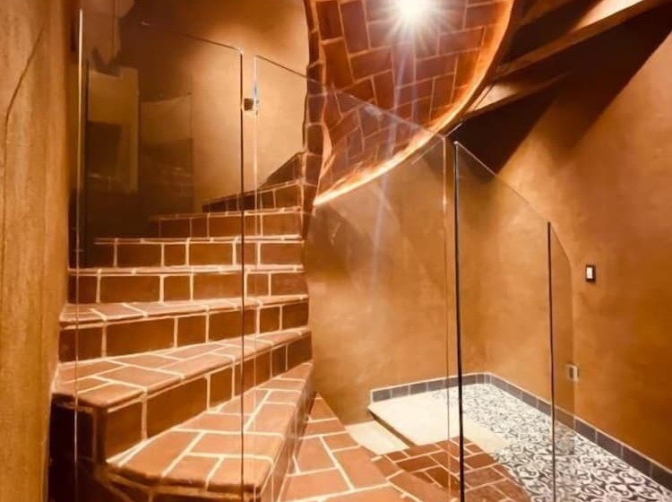 جناح, Hacienda Ucazanaztacua