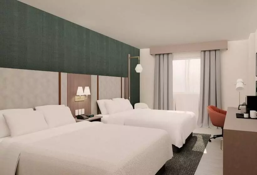 ２ダブルベッドのスタンダードルーム, Holiday Inn Guadalajara Patria-Universidad