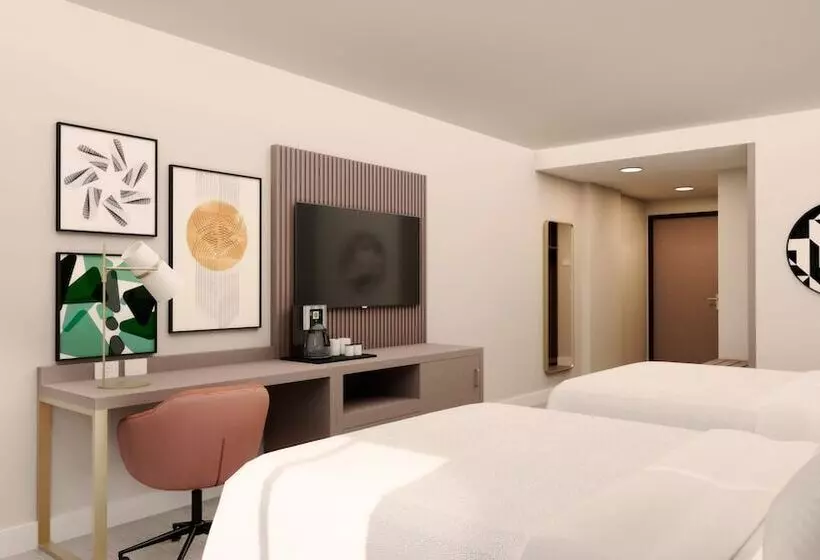 ２ダブルベッドのスタンダードルーム, Holiday Inn Guadalajara Patria-Universidad