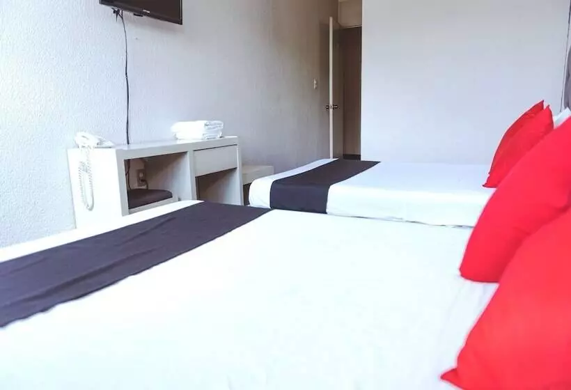 2ダブルベッドのスタンダードルーム, Hotel Italia