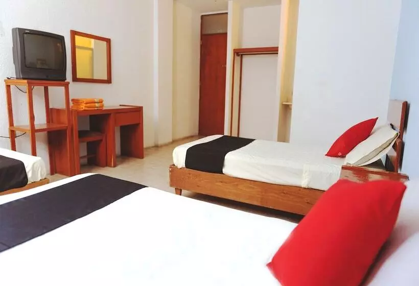 スタンダード4人部屋, Hotel Italia