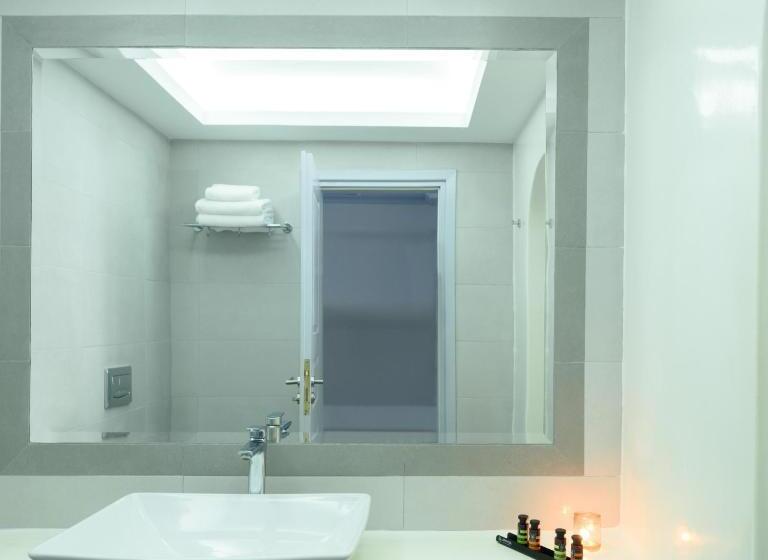 סוויטה נוף לים, Maison Des Lys  Luxury Suites