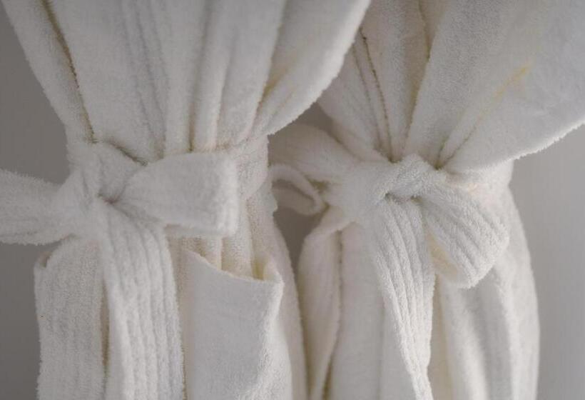 סוויטת סופריור נוף לים, Maison Des Lys  Luxury Suites