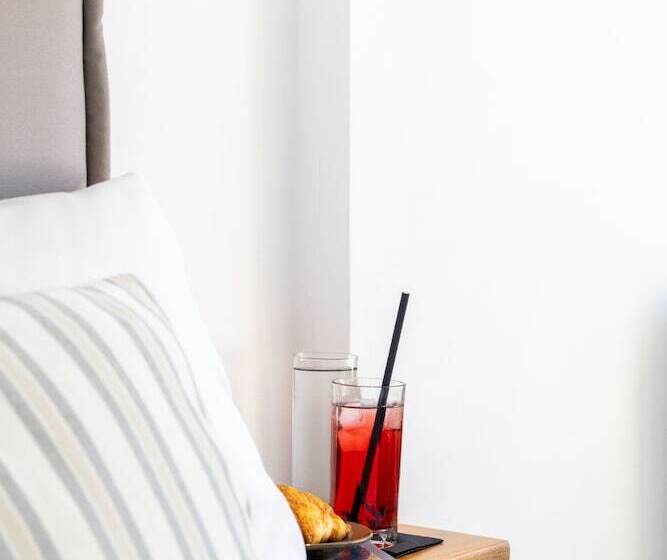 Люкс Вид на Море, Meliti