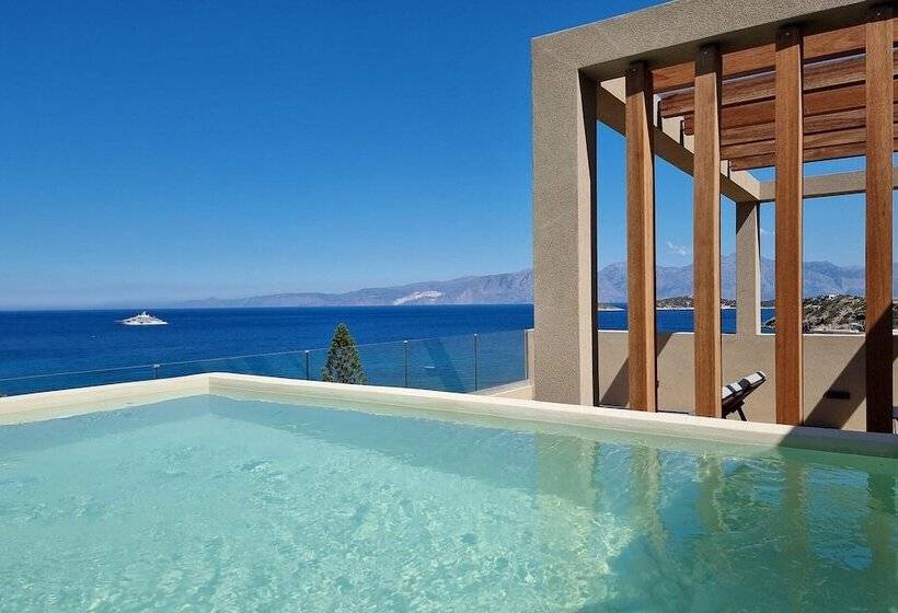 Люкс Вид на Море, Meliti