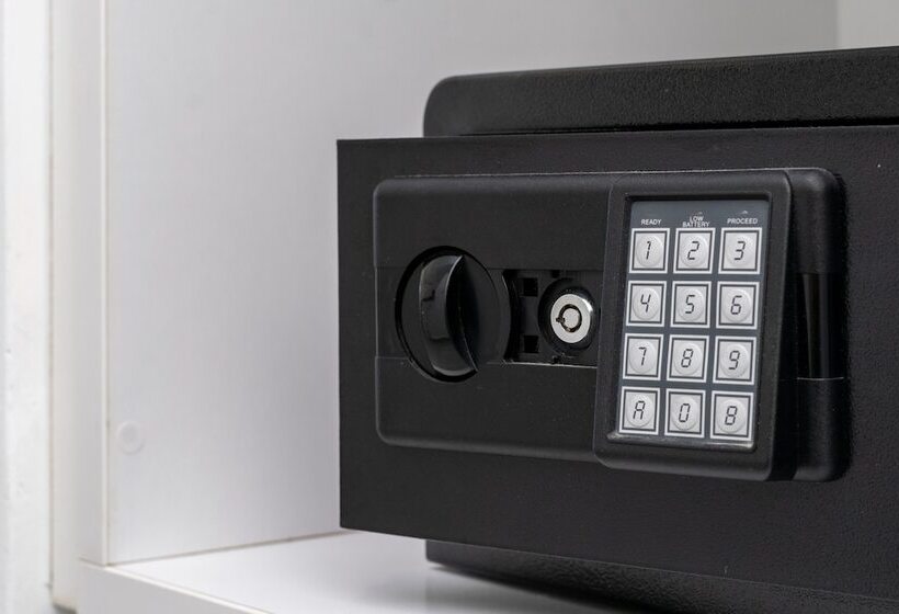 Люкс Вид на Море, Meliti