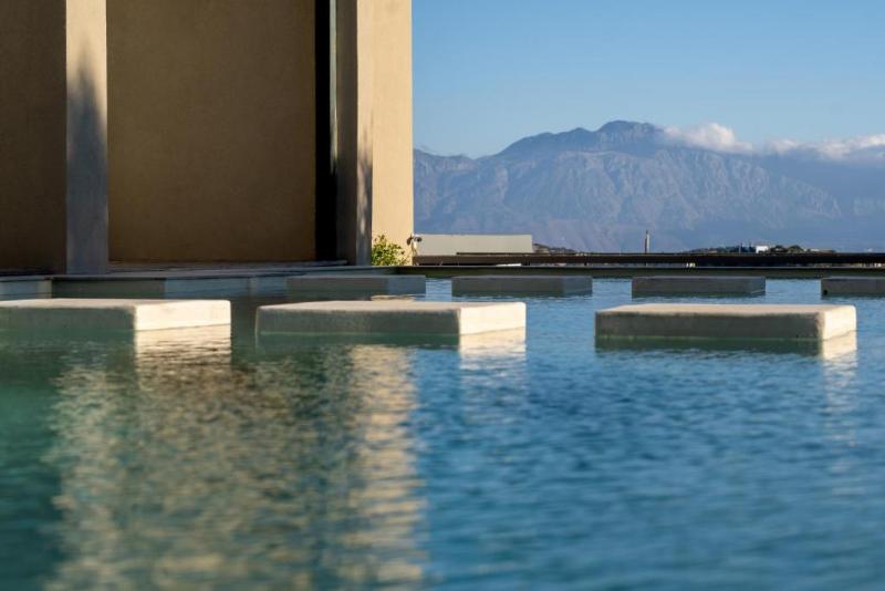 Номер Superior, Meliti