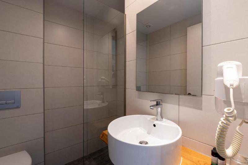 Номер Superior, Meliti