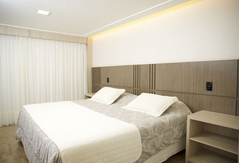 Номер Deluxe, Mogano Premium Hotel   Eletroposto