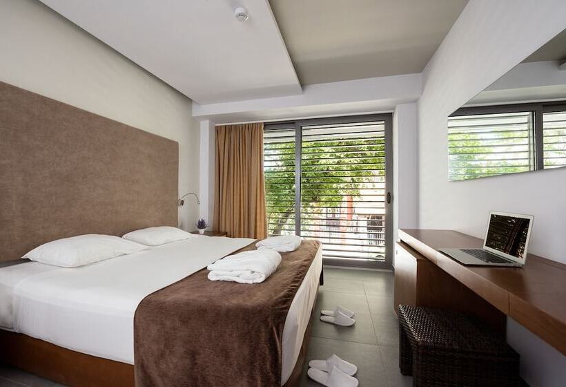 חדר סטנדרט נוף לעיר, Oktober Downtown Boutique