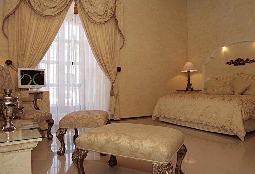 غرفة ديلوكس سرير كينج, Palacio Borghese Hotel Boutique   Adults Only