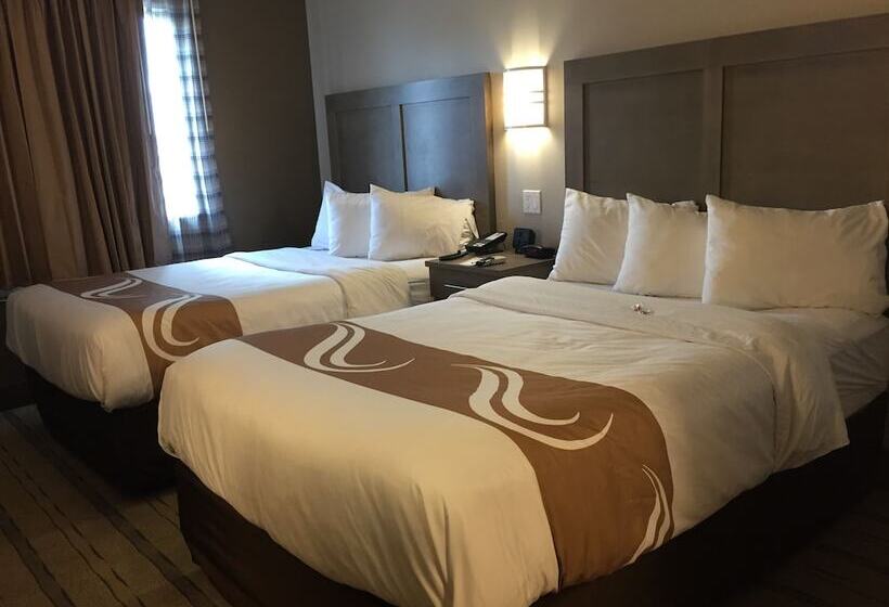 غرفه قياسيه سريرين مزدوجين, Quality Inn