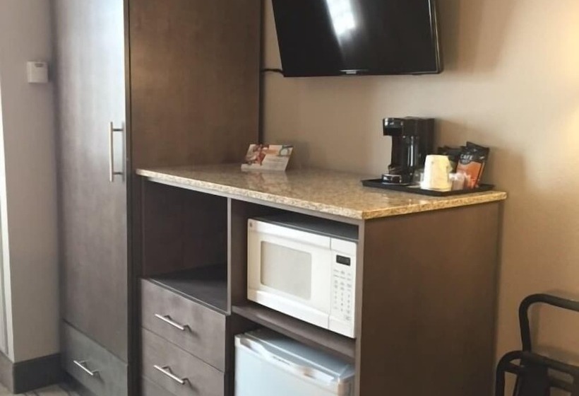 جناح, Quality Inn