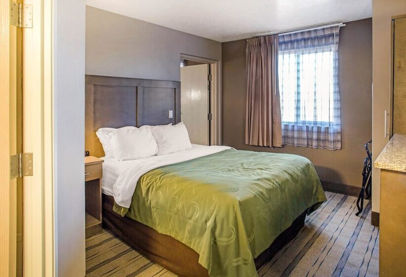 جناح, Quality Inn