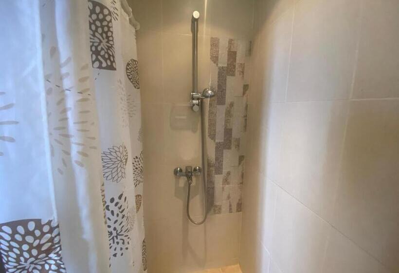 Семейный Номер, Vezhen Hotel   Free Parking